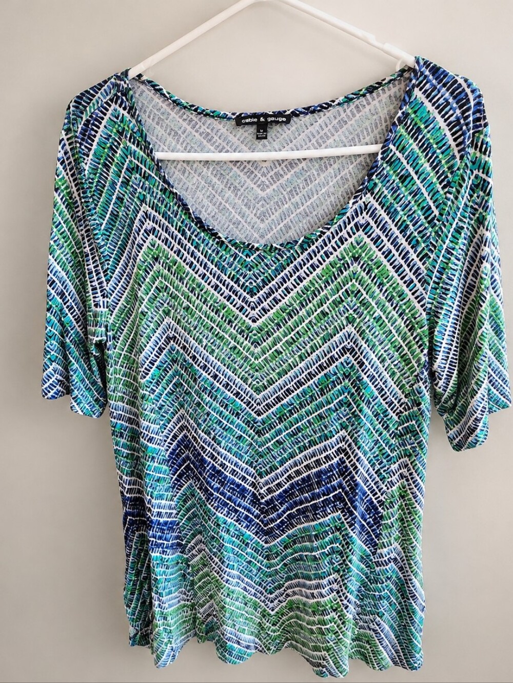 Cable & Gauge Chevron Knit Tunic Top Green Blue White - Size Medium